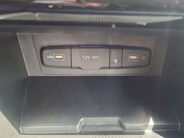 Car image 30