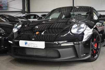 Car image 23