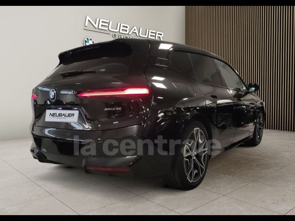 BMW iX xDrive40 Pro 385 kW image number 4