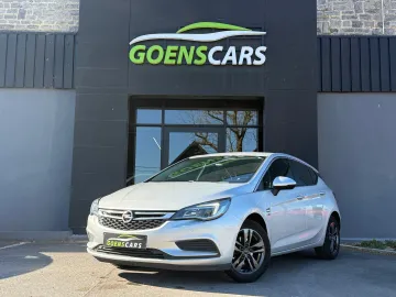 Car image 8