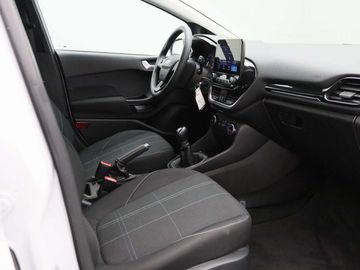 Car image 33