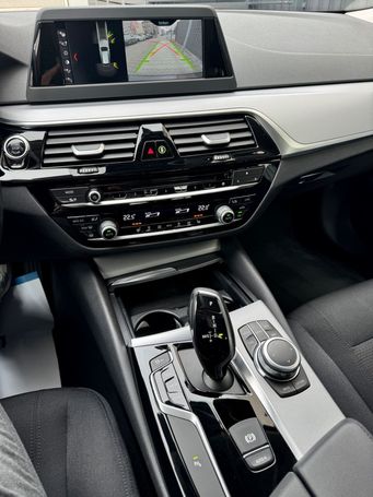 BMW 520i Touring 135 kW image number 26