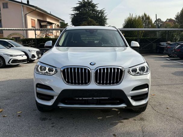 BMW X3 xDrive20d xLine 140 kW image number 1