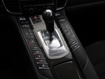 Car image 50