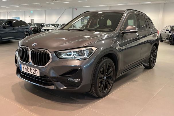 BMW X1 25e xDrive 163 kW image number 1