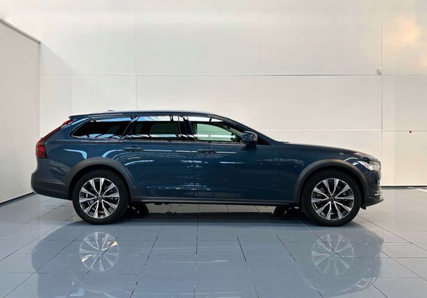 Volvo V90 Cross Country AWD B4 145 kW image number 27