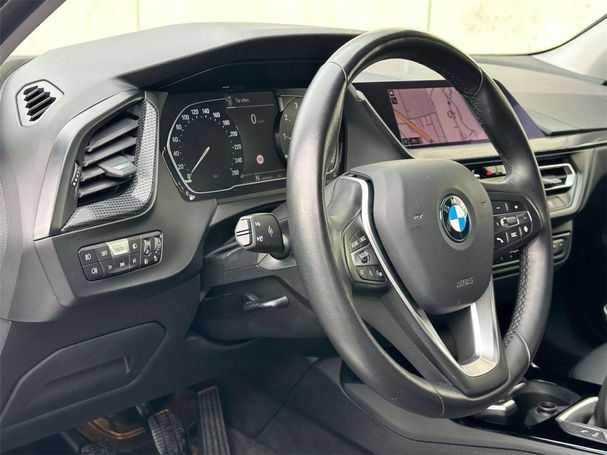 BMW 118i 103 kW image number 16