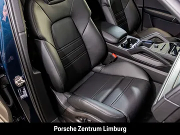 Car image 33