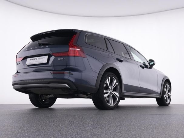 Volvo V60 Cross Country AWD B4 145 kW image number 8