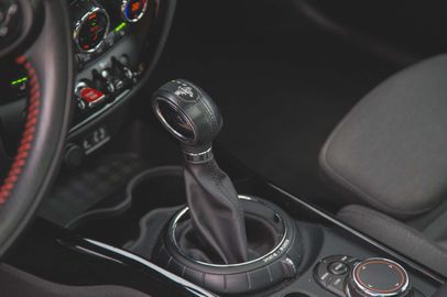 Car image 31