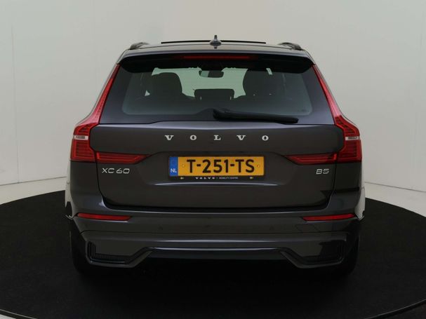 Volvo XC60 B5 184 kW image number 3