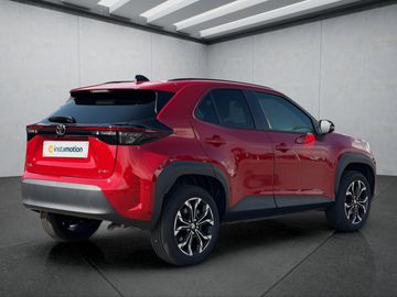 Car image 5