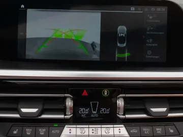 Car image 38