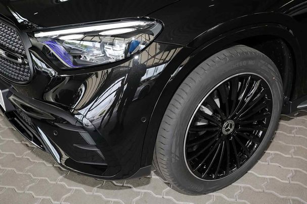 Mercedes-Benz GLC 300 198 kW image number 3