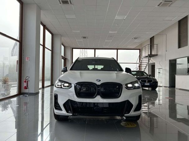 BMW iX3 M Sport Impressive 210 kW image number 3