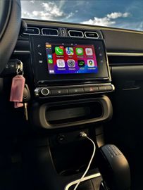 Car image 31