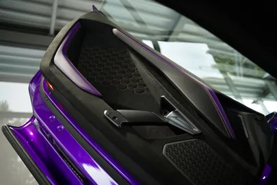 Car image 48