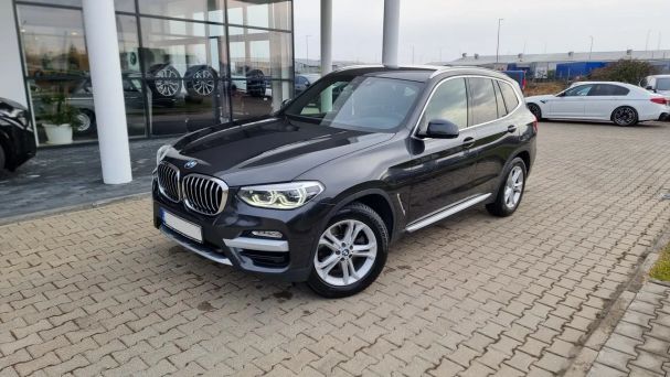 BMW X3 xDrive 140 kW image number 1