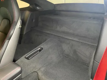 Car image 28