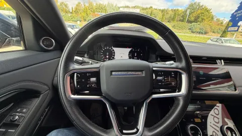 Car image 24