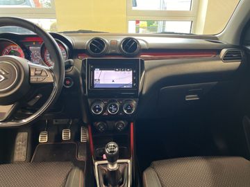 Car image 11