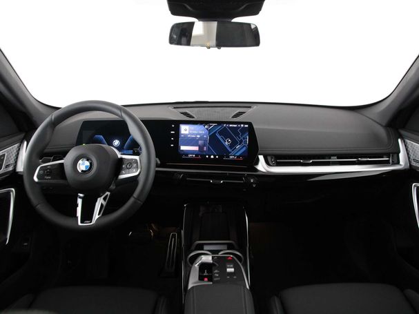 BMW X1 sDrive18i 100 kW image number 13