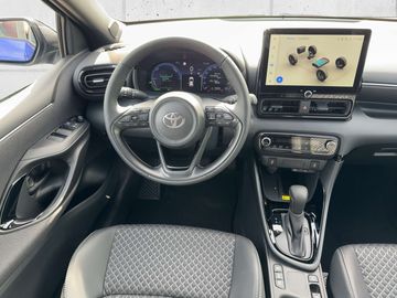 Car image 8