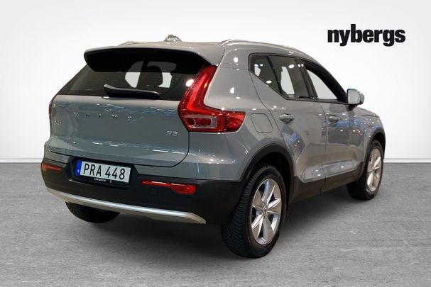 Volvo XC40 B3 Core 120 kW image number 3