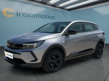 Car image 1
