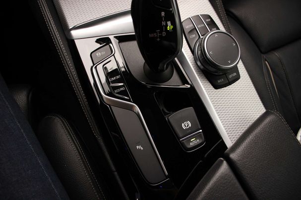 BMW 520i 135 kW image number 31