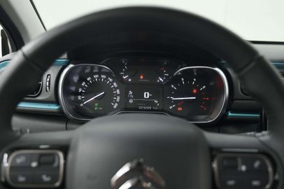 Car image 37