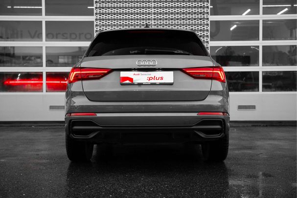 Audi Q3 45 TFSIe S-line 180 kW image number 4