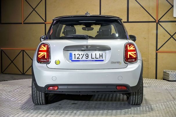 Mini Cooper SE M 135 kW image number 13