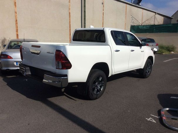 Toyota Hilux D Double Cab 2.4 4D 4WD 110 kW image number 7