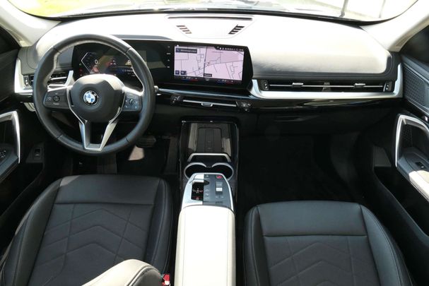 BMW X1 sDrive18i 100 kW image number 6