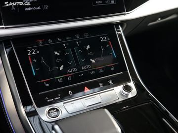 Car image 36