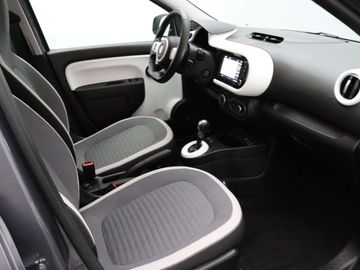 Car image 33