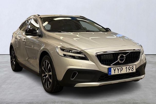 Volvo V40 Cross Country T3 113 kW image number 6