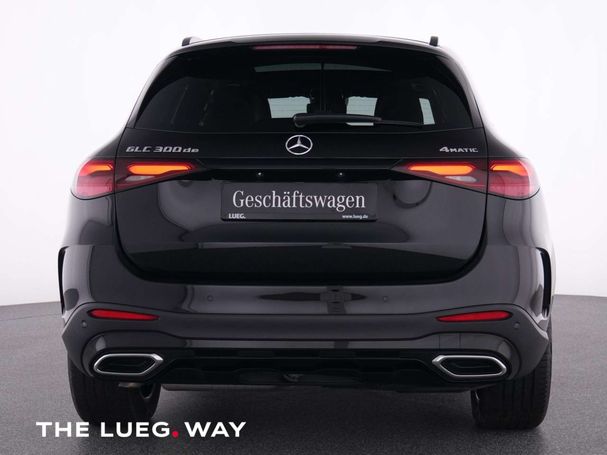 Mercedes-Benz GLC 300 de AMG 245 kW image number 16