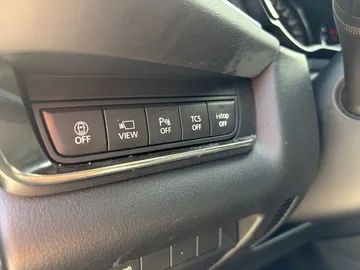 Car image 29