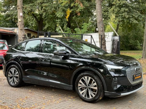 Audi Q4 40 e-tron S-line Sportback 150 kW image number 3