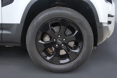 Car image 23