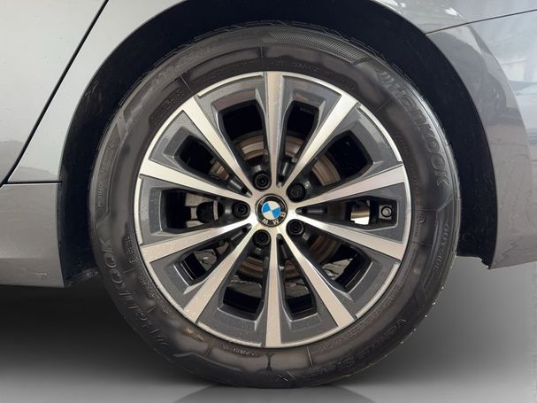 BMW 320i Touring Sport Line 135 kW image number 10