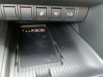 Car image 33