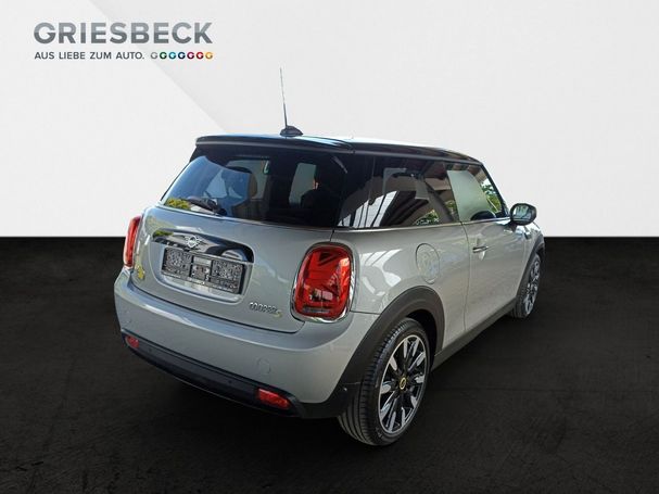 Mini Cooper SE Mini Yours Trim 135 kW image number 6