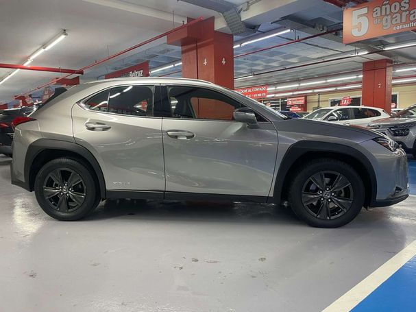 Lexus UX 250h 135 kW image number 16