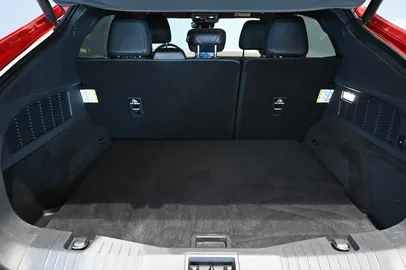 Car image 27