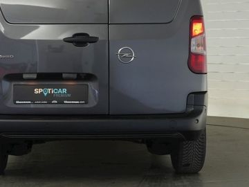 Car image 32