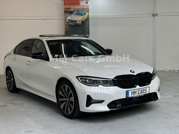 BMW 320d Sport Line 140 kW image number 17