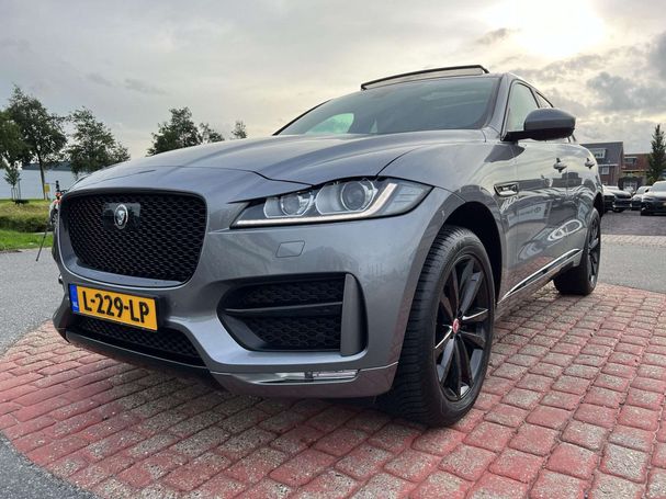 Jaguar F-Pace AWD Prestige 221 kW image number 7